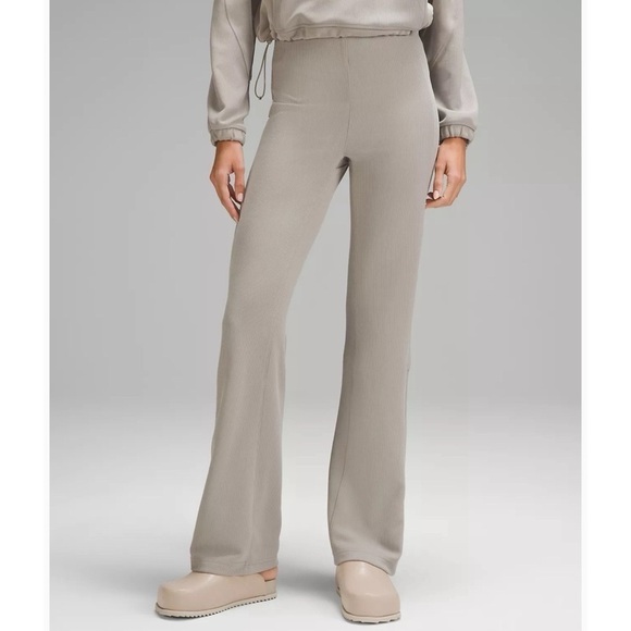 lululemon athletica Pants - Lululemon Brushed Softstreme Ribbed Zip Flared Athletic Pants Riverstone 14 NWT